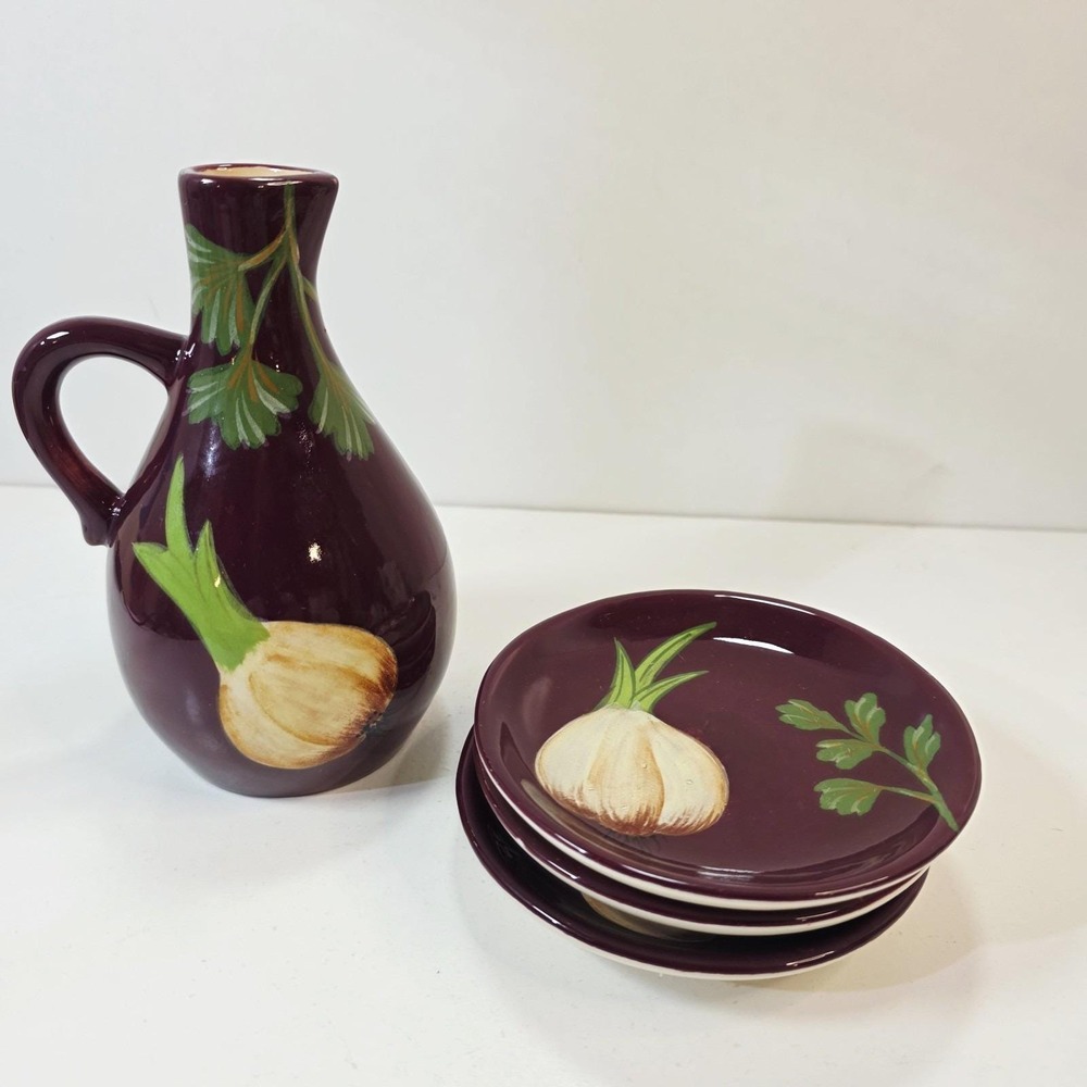 Vintage Rommel Nueva For Saparna Garlic Motif Ceramic Cruet & 3 Plates Rustic